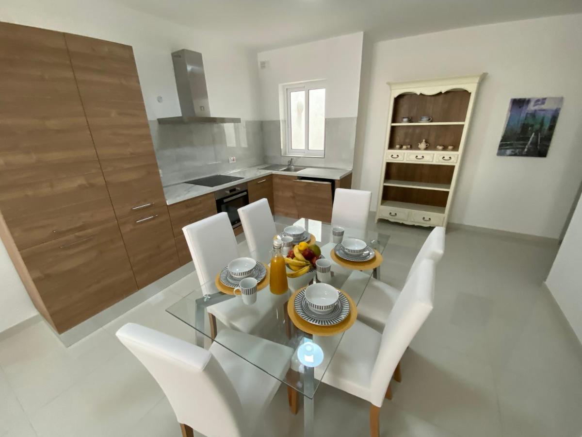 Sunshine - Modern Three Bedroom Ground Floor With Yard Apartment Mellieħa